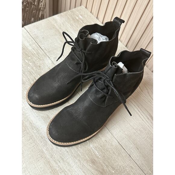 EILEEN FISHER Capa Wedge Chukka Boot In Black Sz 8 Brand New - Picture 4 of 14